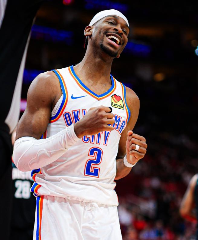 开云入口-亚历山大20+10刷爆神迹，兰德尔32分带不动华子，雷霆擒狼夺8连胜